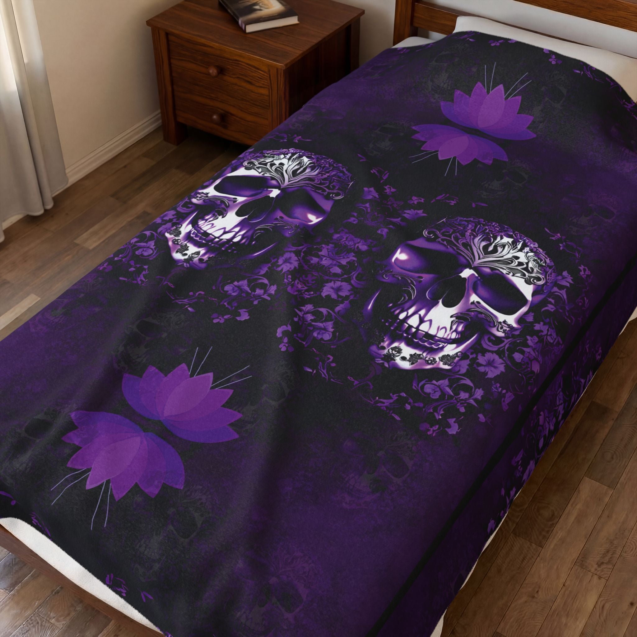 Gothic Purple Skull Throw Blanket — Dark Elegance Home Decor
