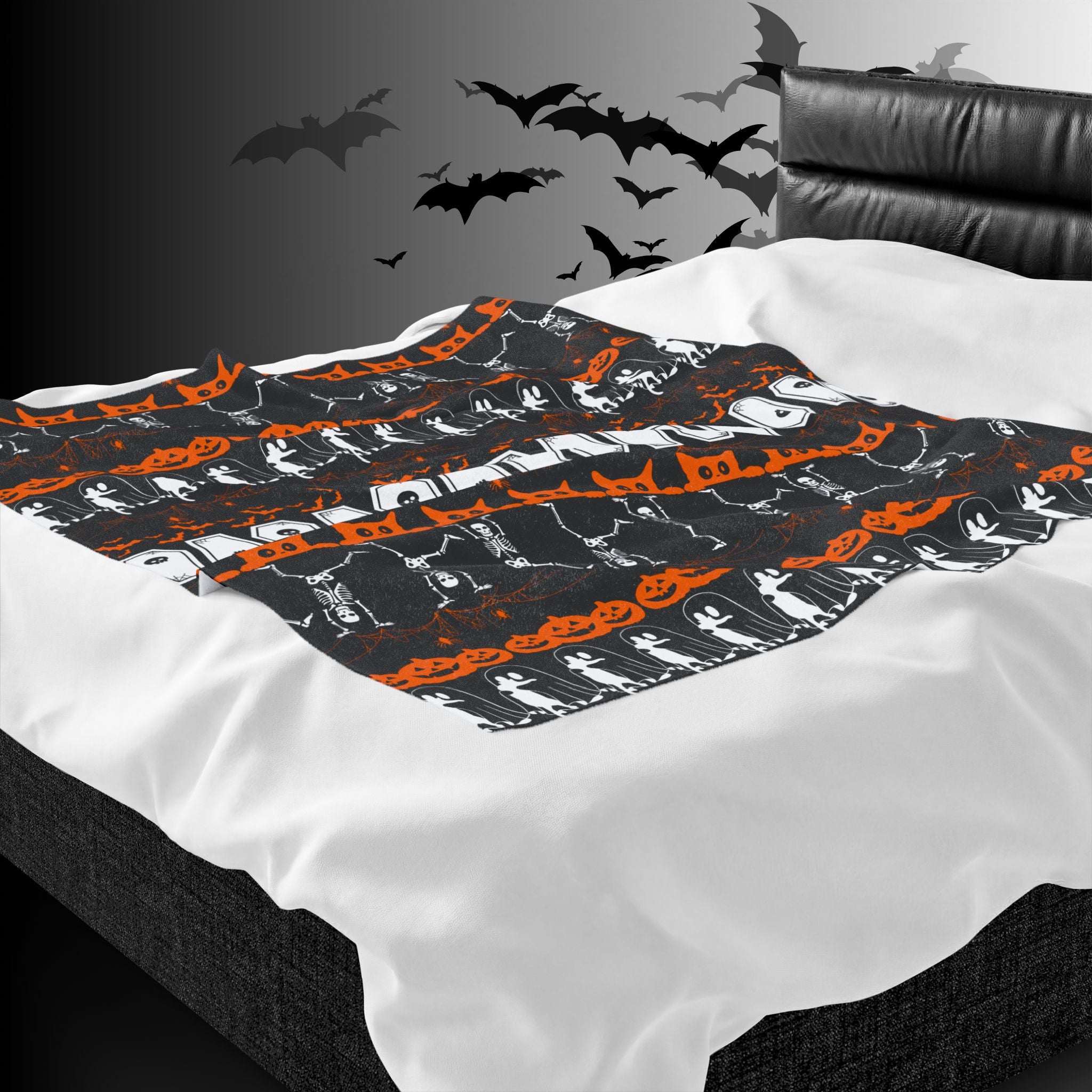 Halloween Pattern Velveteen Plush Blanket — Spooky Season Throw Blanket