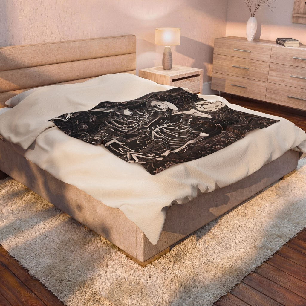 Gothic Skeletons in Love Throw Blanket — Dark Romance Valloween Decor
