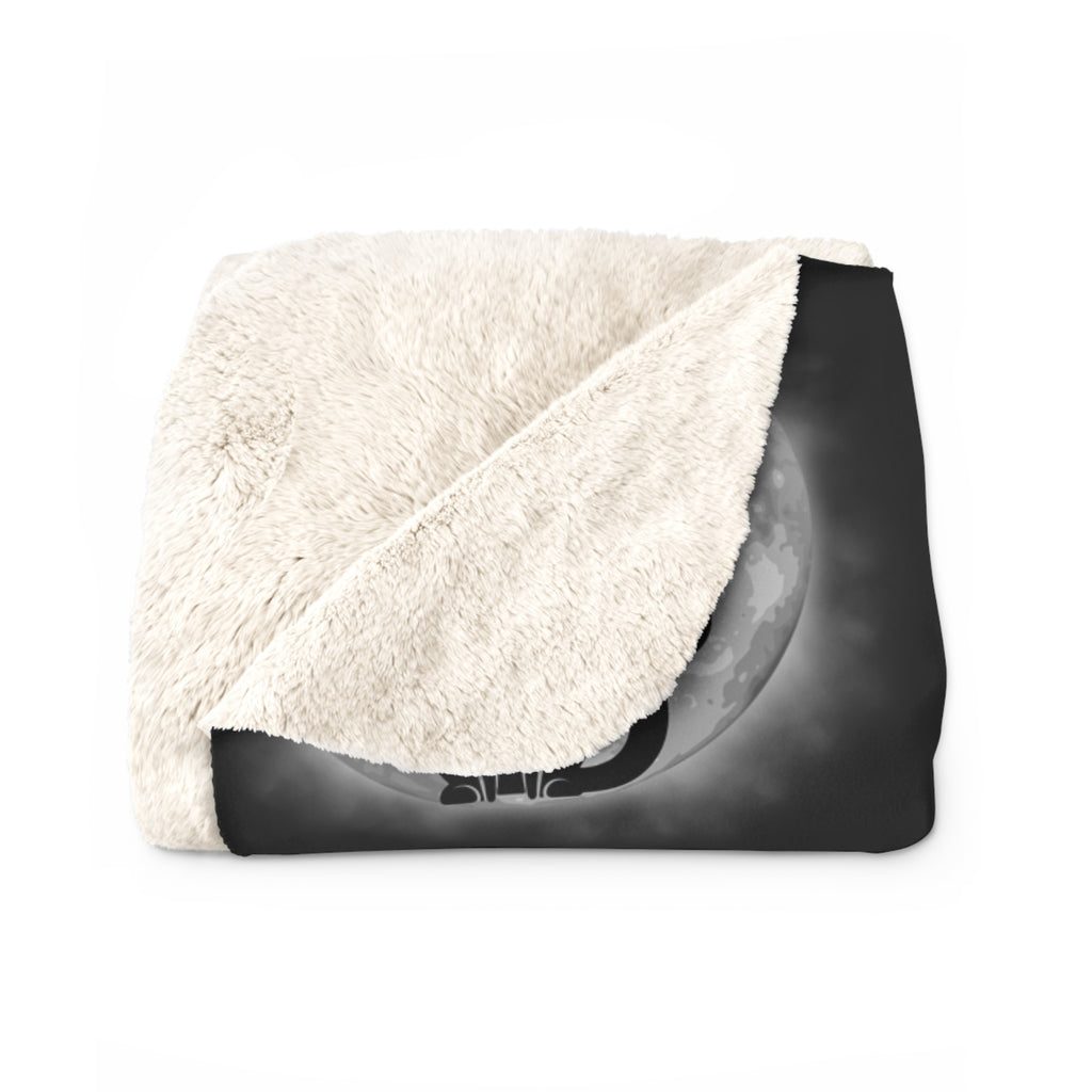 Gothic Black Cat Throw Blanket — Full Moon Bat Dark Home Decor